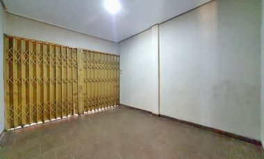 Dijual Rumah 2 Lantai, Halaman Luas! Lokasi Strategis di TENGAH KOTA BANTUL DEKAT RSUD BANTUL.