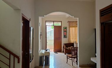 Rumah 2 Lt Strategis 9 Mnt ke Green Walk Mall Bisa Nego Dibantu KPR J-26231