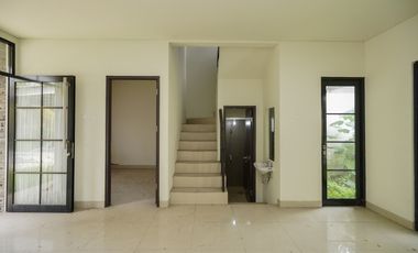 Rumah Cantik Siap Huni Dekat RS Siloam Lippo Cikarang 2 Lantai J-23085