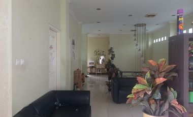 Dijual Rumah 3 Lantai Siap Huni Berlokasi Strategis di Ambon!