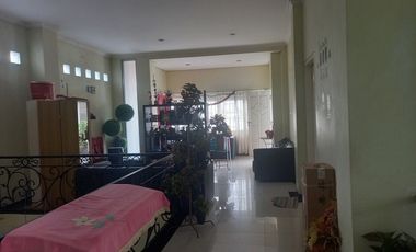 Dijual Rumah 3 Lantai Siap Huni Berlokasi Strategis di Ambon!