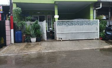 Dijual Rumah Bebas Banjir 15 Menit ke Stasiun Bekasi Siap Huni J-28024