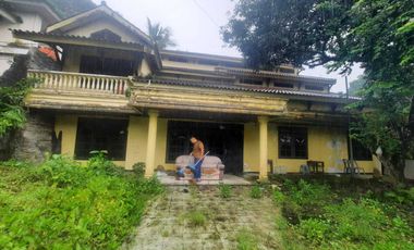 Dijual Rumah 3 Laintai Siap Huni di Ambon - Maluku!