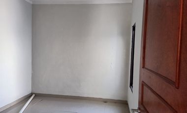 Rumah Seken SHM 1 Lt 8 Menit ke Gerbang Tol Jababeka Siap KPR J-26533
