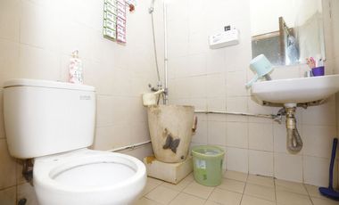 Rumah Luas 1 Lantai di Windelrio Townhouse SHM Hadap Utara J-12445