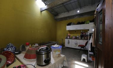 Rumah Luas 1 Lantai di Windelrio Townhouse SHM Hadap Utara J-12445