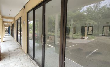 Dijual DUA RUKO teras bali bubakan Semarang