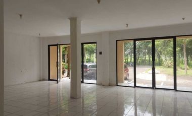 Dijual DUA RUKO teras bali bubakan Semarang