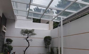 Villa Modern Style Jl Gedong Sari Mumbul