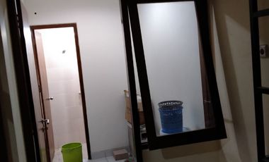 Townhouse Awana Mantrijeron 4 Kamar 3 Kamar Mandi