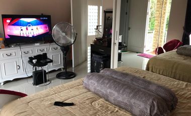 Rumah Siap Huni Posisi Hook Depan Taman Dekat LRT Cibubur