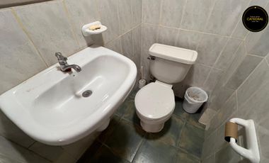 Local de arriendo en Urdesa Norte – código:21951