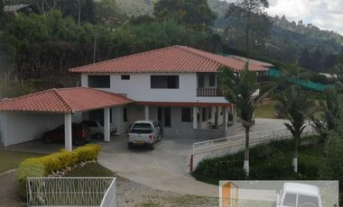 Finca en Arriendo Ubicado en GUARNE Codigo 1151