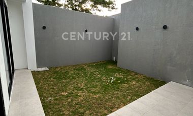 Rumah Mewah Tengah Kota Makassar Dekat Mall Trans Dan Kampus UNM