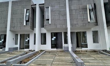 Rumah Siap Huni Di Kawasan Tallasa City Cluster Utopia