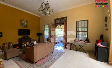 Rumah semi villa - Banyuwangi Kota