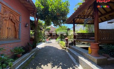 Rumah semi villa - Banyuwangi Kota