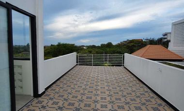 villa kompleks view laut di nusa dua,dkt pantai,strategis