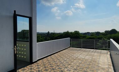 villa kompleks view laut di nusa dua,dkt pantai,strategis