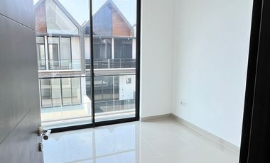 Disewakan rumah osaka residence pik 2 uk 6x10 siap huni