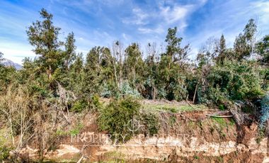 Excelente departamento Duplex con Quincho en la Azotea, vista  despejada en la Dehesa Central.