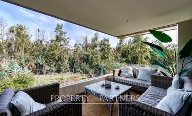 Excelente departamento Duplex con Quincho en la Azotea, vista  despejada en la Dehesa Central.