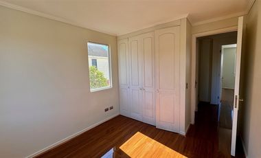 Casa en Arriendo en Condominio Residencia Los Almendros, Reñaca