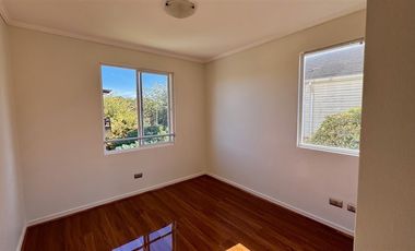 Casa en Arriendo en Condominio Residencia Los Almendros, Reñaca