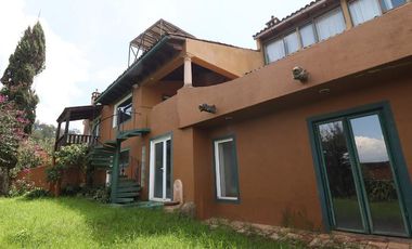 CASA EN VENTA EN PÁTZCUARO, VASCO DE QUIROGA