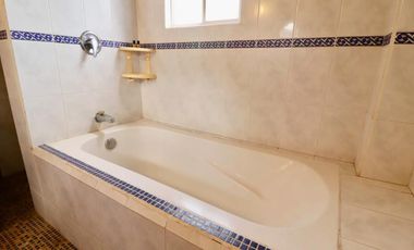 CASA EN VENTA EN PÁTZCUARO, VASCO DE QUIROGA