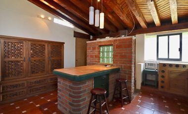 CASA EN VENTA EN PÁTZCUARO, VASCO DE QUIROGA