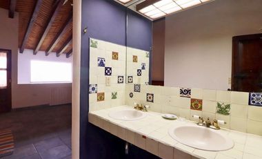 CASA EN VENTA EN PÁTZCUARO, VASCO DE QUIROGA