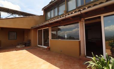 CASA EN VENTA EN PÁTZCUARO, VASCO DE QUIROGA