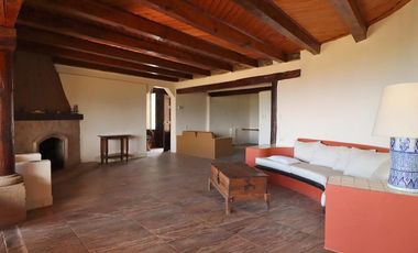 CASA EN VENTA EN PÁTZCUARO, VASCO DE QUIROGA