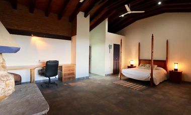 CASA EN VENTA EN PÁTZCUARO, VASCO DE QUIROGA