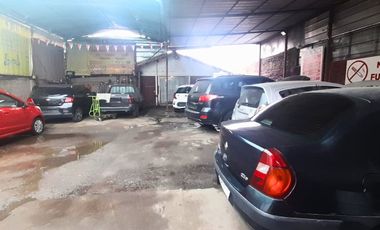 SE VENDE TALLER COMERCIAL