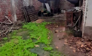 SE VENDE TALLER COMERCIAL