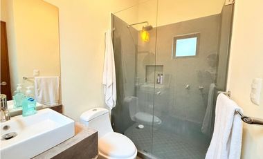 VENTA DE CASA EN VALLE DE BRAVO