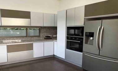 VENDO CASA REMODELADA EN LAGOS DEL PEÑÓN, GIRARDOT