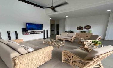 VENDO CASA REMODELADA EN LAGOS DEL PEÑÓN, GIRARDOT