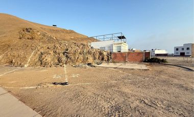 TERRENO EN CONDOMINIO PRIVADO CON VISTA AL MAR EN CERRO AZUL