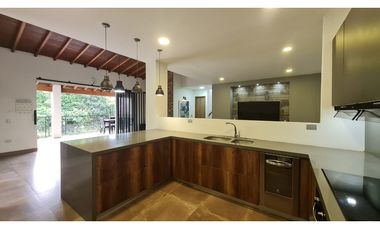 Casa para la Venta en La Estrella La Tablaza