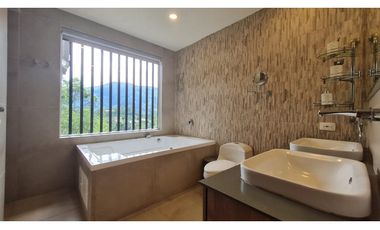 Casa para la Venta en La Estrella La Tablaza