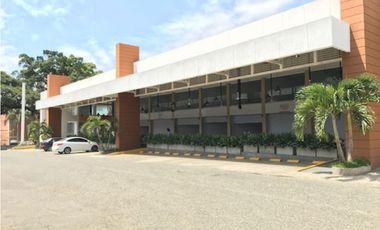 ALQUILA LOCAL MENGA PLAZA ACOPI YUMBO