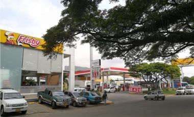 ALQUILA LOCAL MENGA PLAZA ACOPI YUMBO