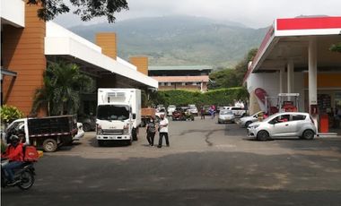 ALQUILA LOCAL MENGA PLAZA ACOPI YUMBO