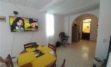 ACSI 720. Casa en venta, El Trebol Mz 7