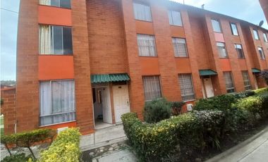 ACSI 720. Casa en venta, El Trebol Mz 7