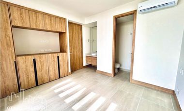 Apartamento turístico con amplio balcón