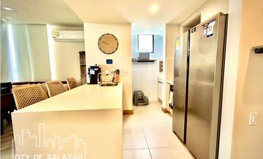 Apartamento turístico con amplio balcón